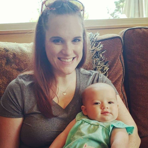 Meet your Posher, Monica - Picture 3 of 8